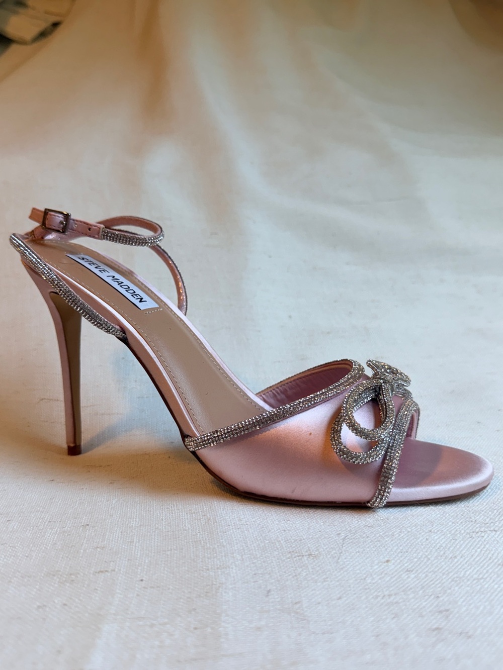 Steve Madden Pink Satin Rhinestone Bow Pointed Toe Heels Size 10